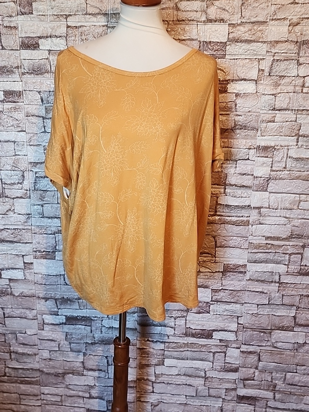 Buffalo David Bitton Brand New Super Soft Lightweight French Terry Sleeve Top